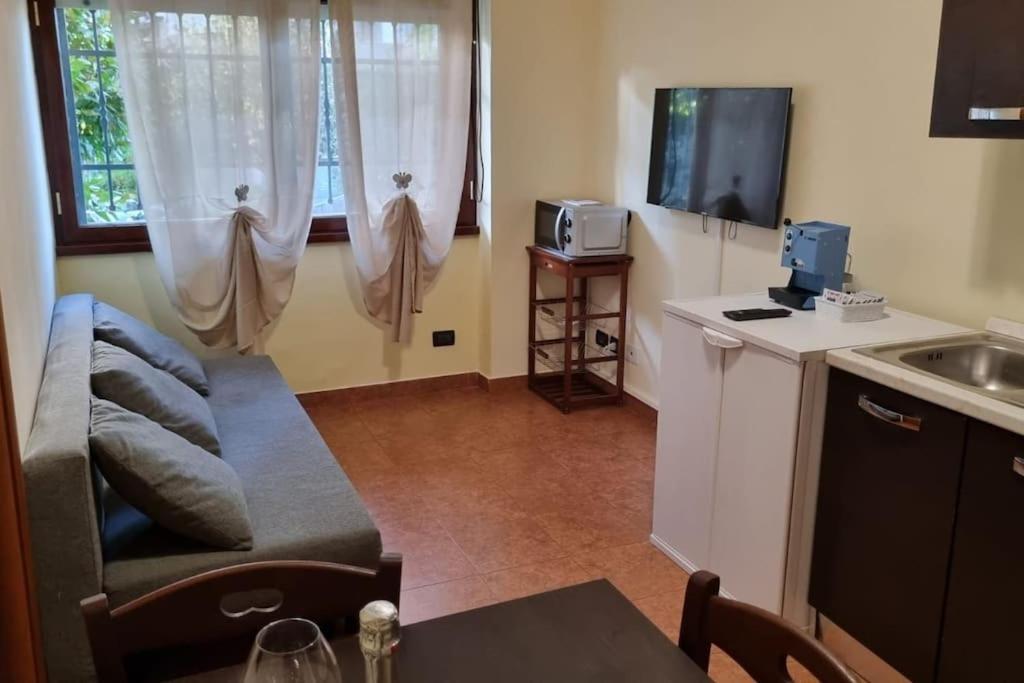 Tiburtina Home โรม ภายนอก รูปภาพ